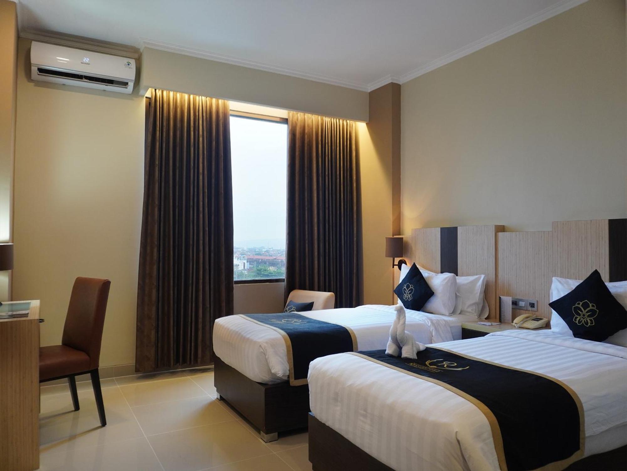 Riss Hotel Malioboro Yogyakarta Exterior photo